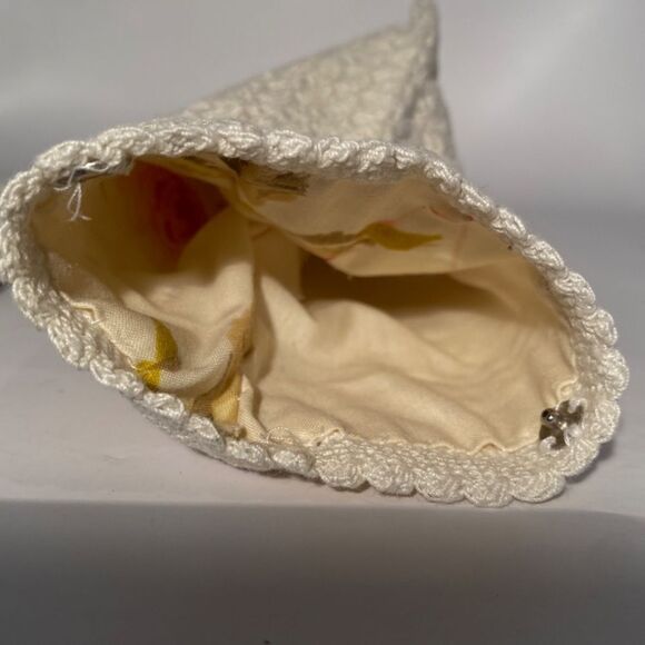 1367 Set of 3 Hand Crocheted Vintage White Cotton Lined Jewelry Bags - Picture 5 of 10